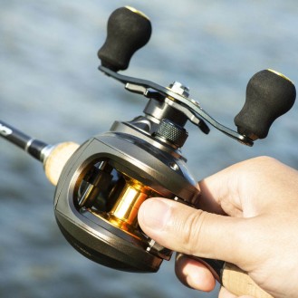 AK2000 High Speed Fishing Reel 8kg Max Drag 7.2:1 Gear Ratio Left/Right Hand Casting Reel AK2000 High Speed Fishing Reel 8kg Max Drag 7.2:1 Gear Ratio Left/Right Hand Casting Reel